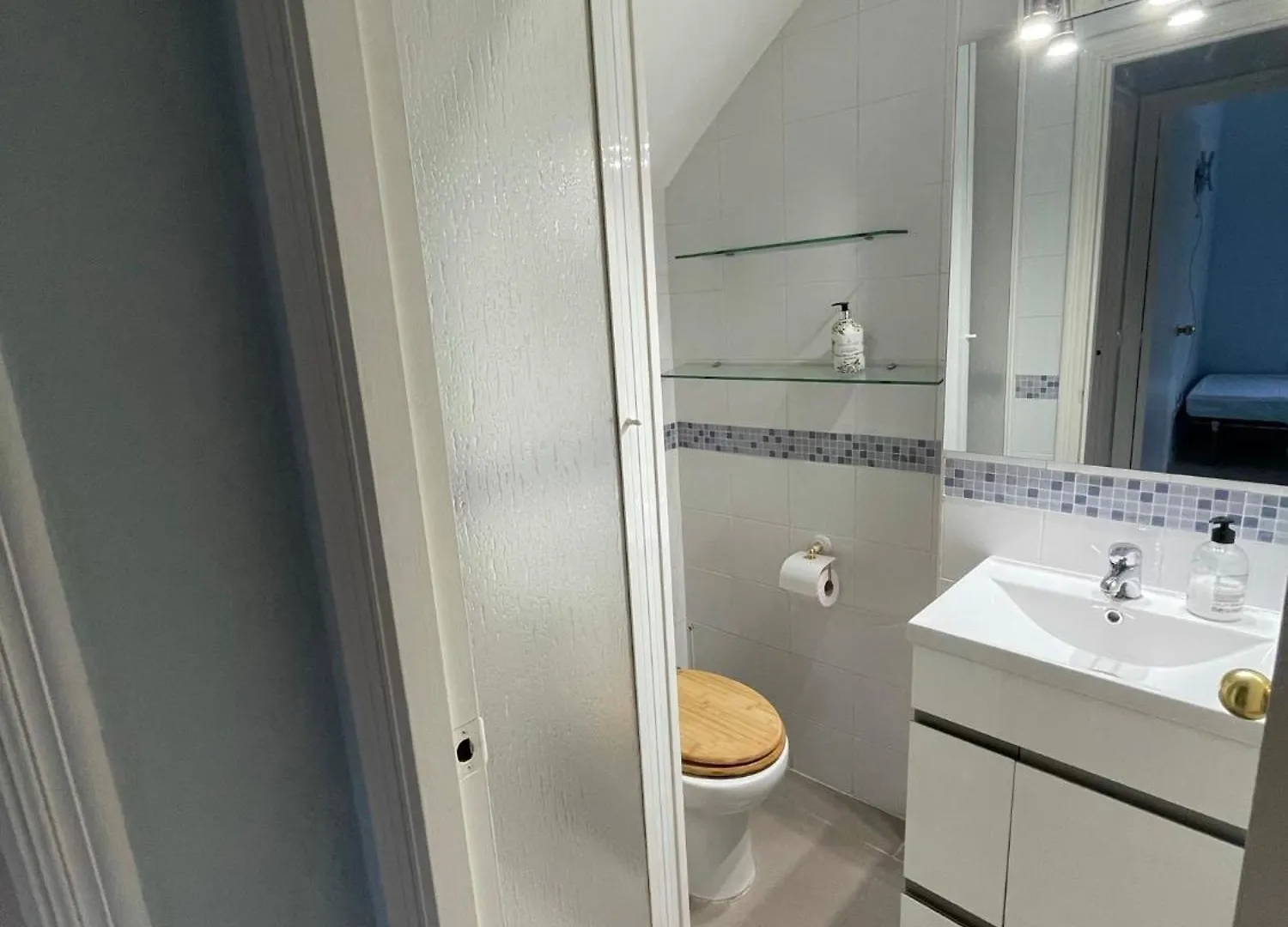 Sunny Semidetached Private House 10Min From City Center Montequinto Holiday home