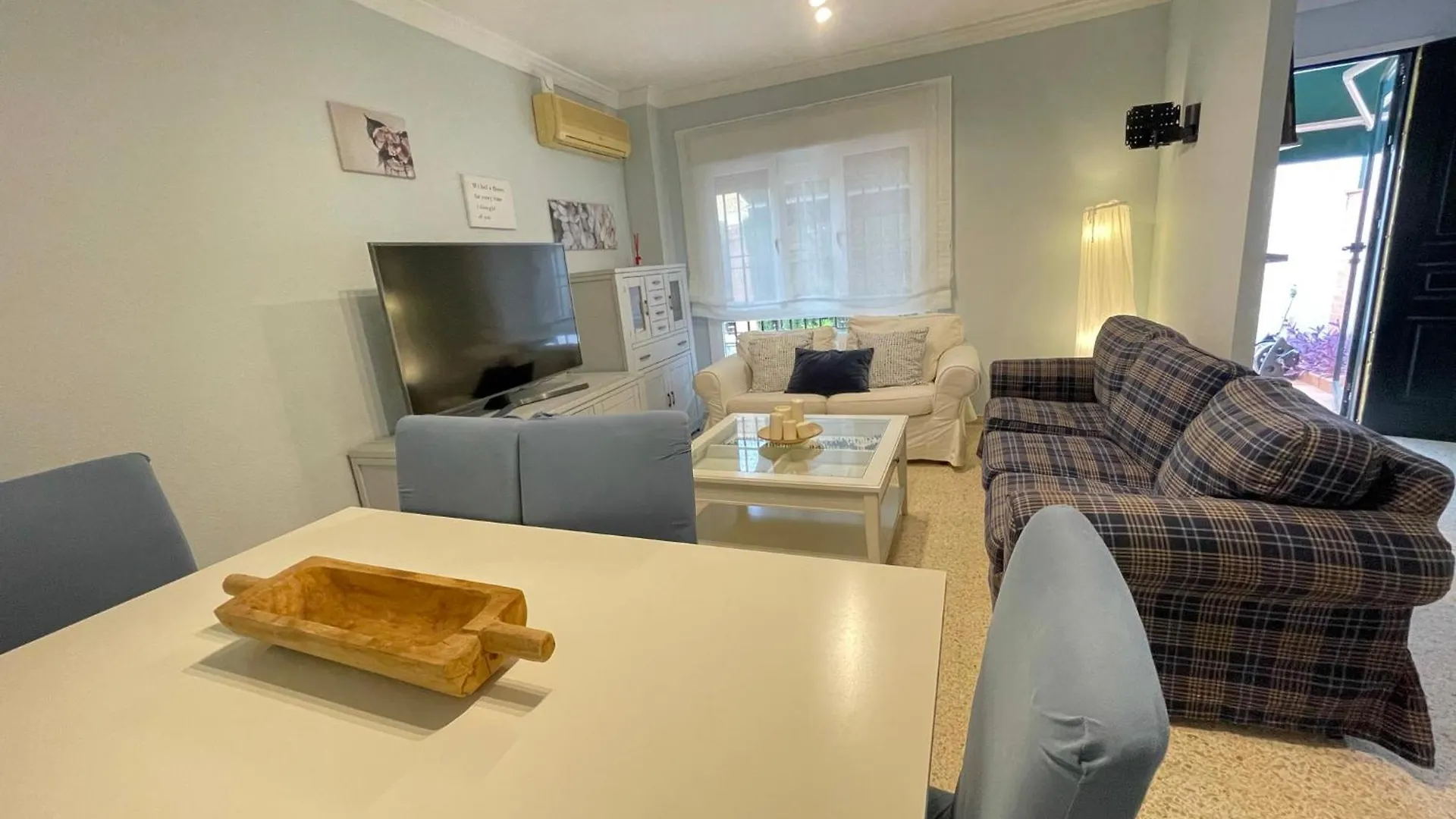 Sunny Semidetached Private House 10Min From City Center Montequinto