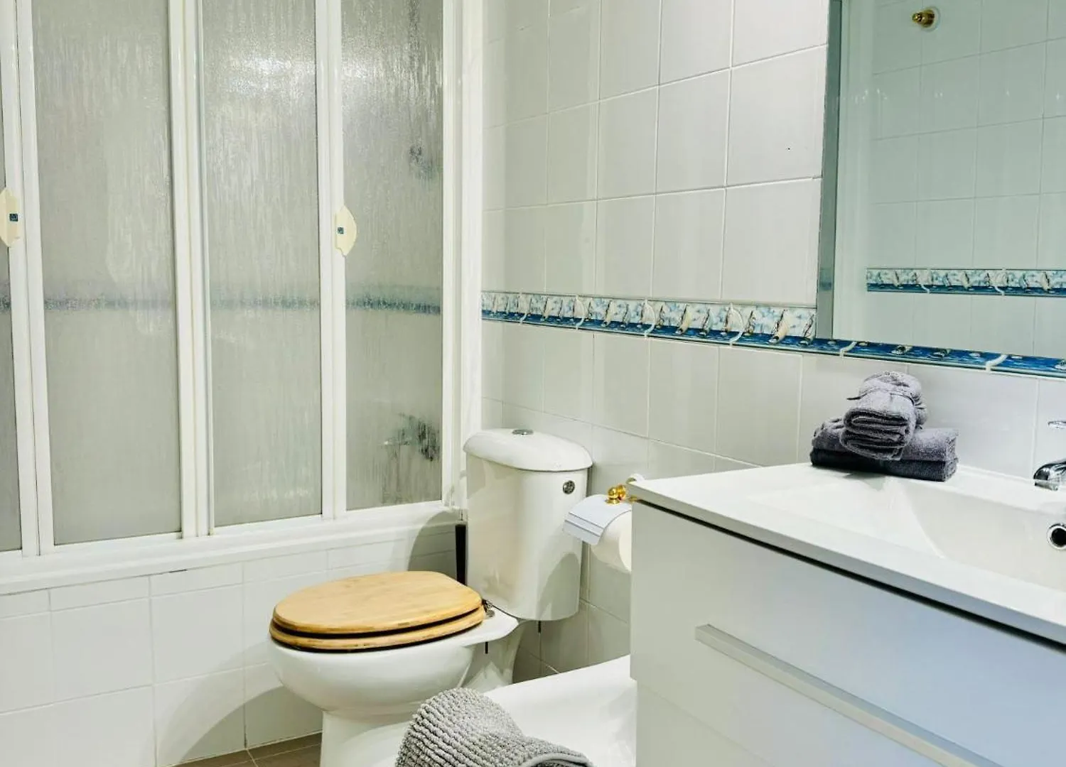 Holiday home Sunny Semidetached Private House 10Min From City Center Montequinto